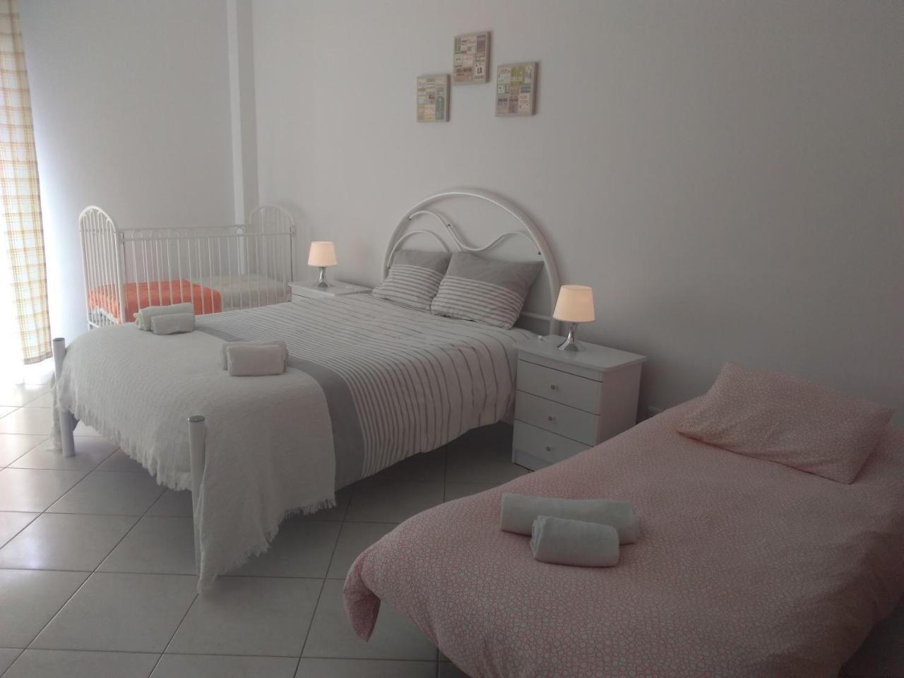 Apartamentos Monica Quarteira Buitenkant foto