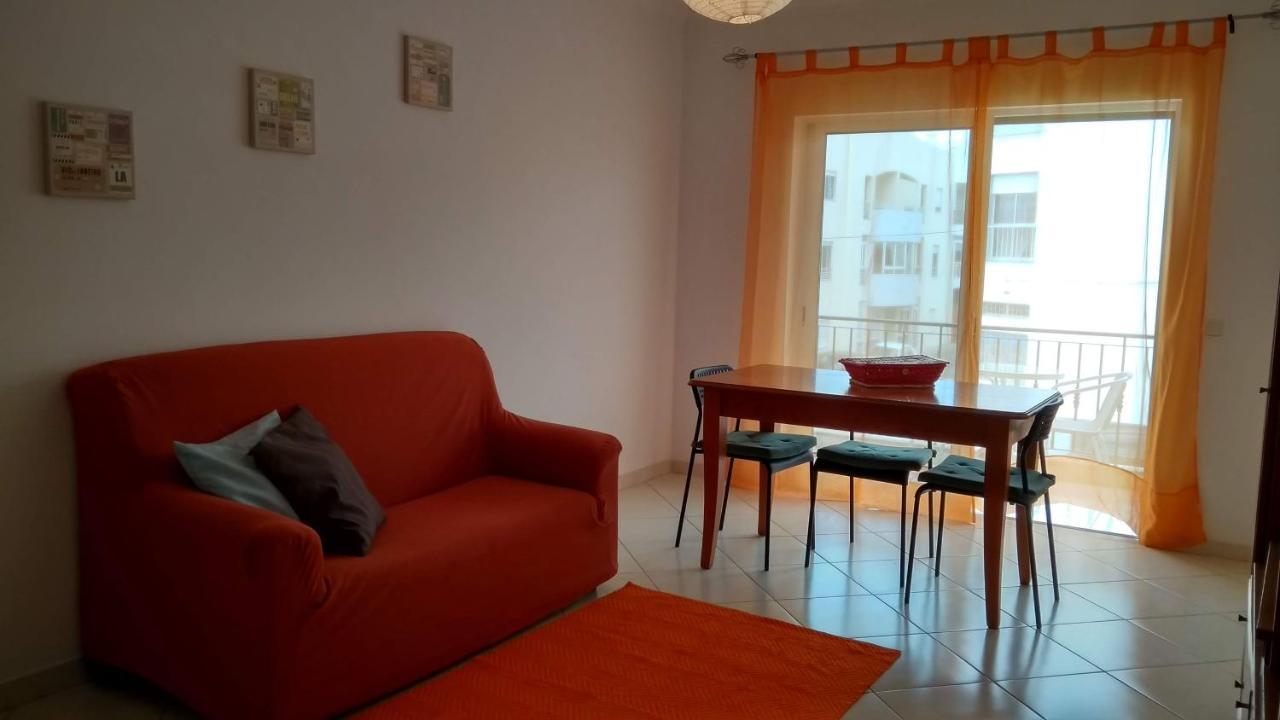 Apartamentos Monica Quarteira Buitenkant foto