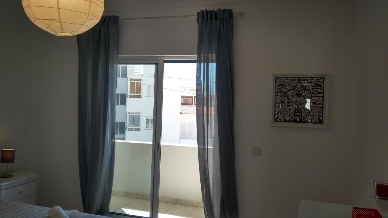 Apartamentos Monica Quarteira Buitenkant foto